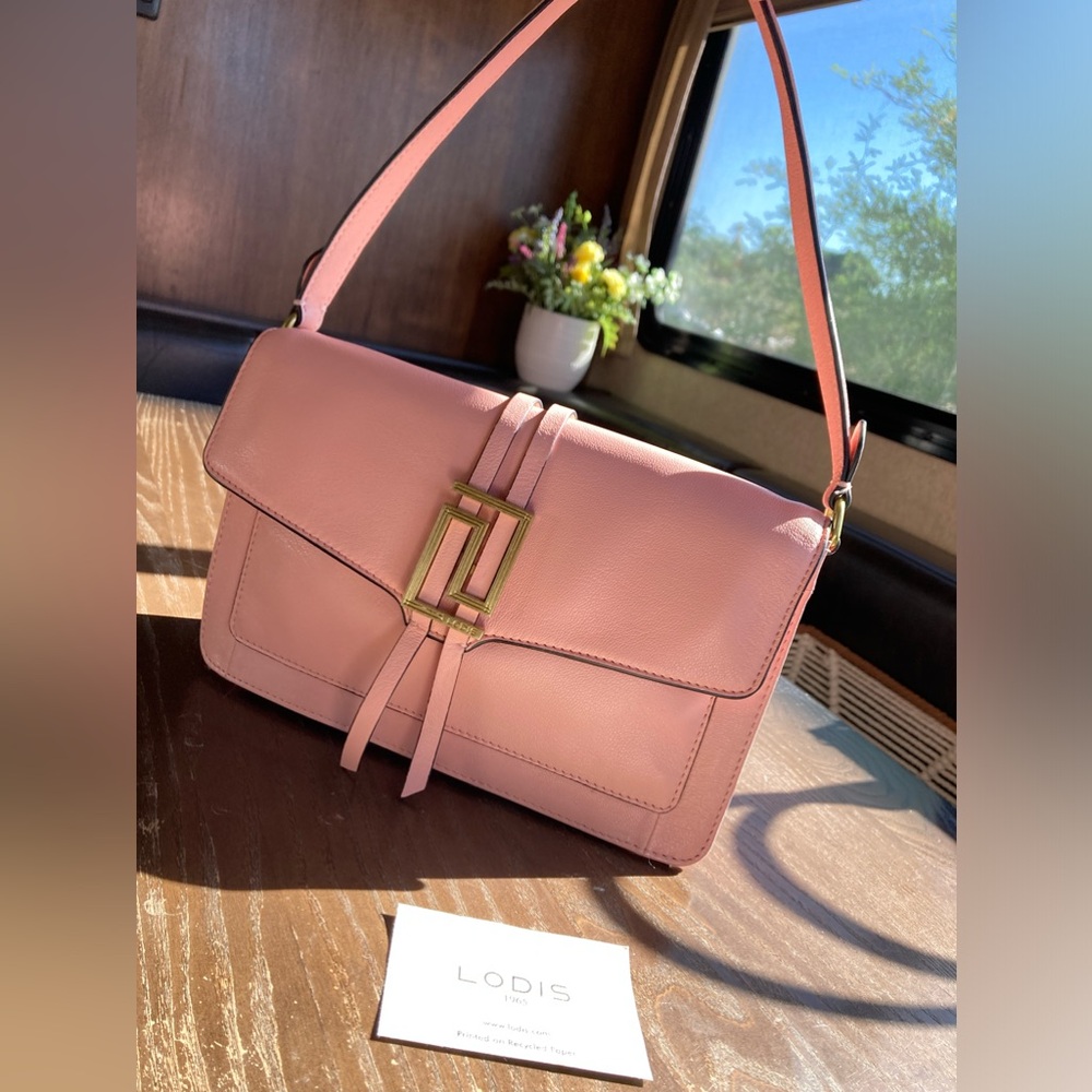 Purse Lodis Tabatha Flap❤️🎀
